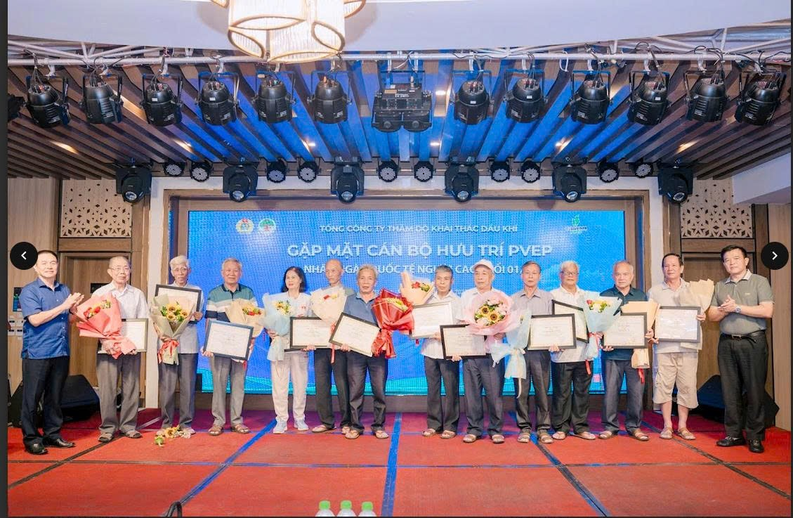 PVEP tổ chức gặp mặt cán bộ hưu trí nhân Ngày Quốc tế Người cao tuổi 1/10