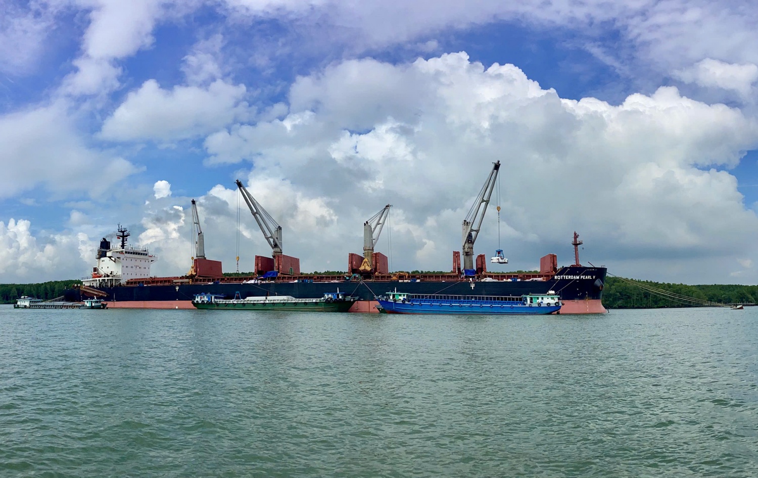 Top 10 Thương hiệu tăng trưởng ấn tượng 2025: PVCFC xuất khẩu bứt phá, khẳng định vị thế tiên phong