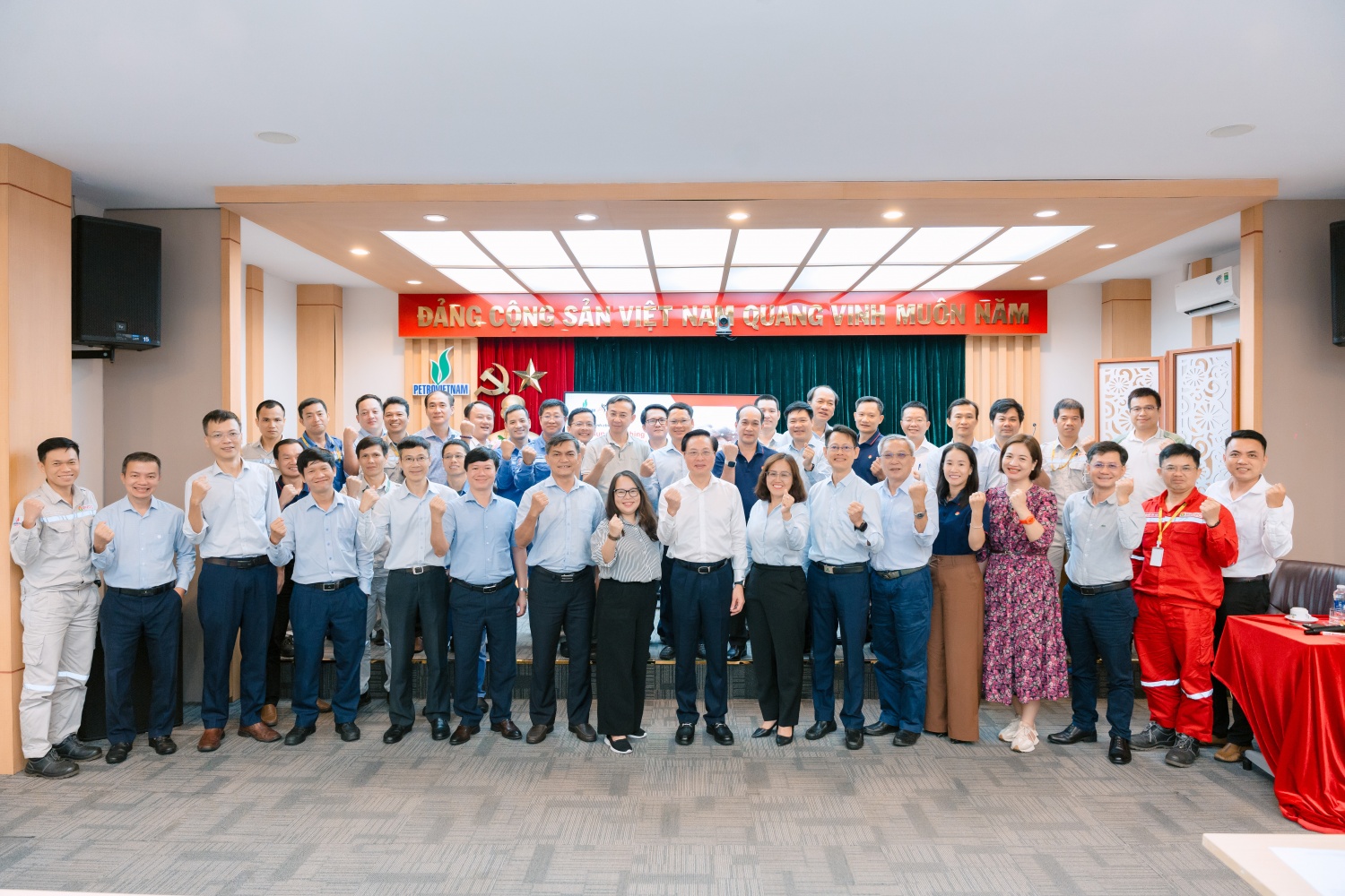 Ứng dụng Coaching dành cho nhà quản lý và lãnh đạo trong thời đại công nghệ AI