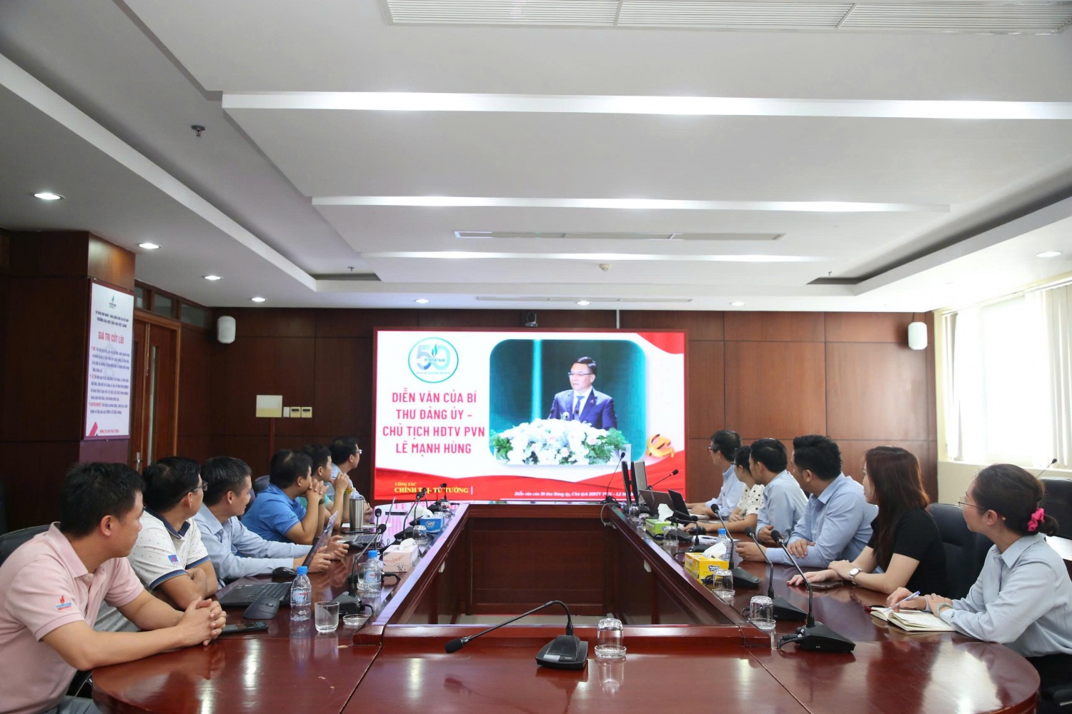 Đảng bộ Nghiên cứu Khoa học và Đào tạo đổi mới sinh hoạt chi bộ theo hướng thiết thực, hiệu quả Đảng bộ Nghiên cứu Khoa học và Đào tạo đổi mới sinh hoạt chi bộ theo hướng thiết thực, hiệu quả