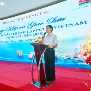 Tiếp lửa truyền thống - Vững bước tương lai