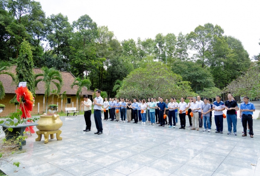 Đảng ủy Vietsovpetro tổ chức tập huấn kết hợp về nguồn năm 2025 Đảng ủy Vietsovpetro tổ chức tập huấn kết hợp về nguồn năm 2025