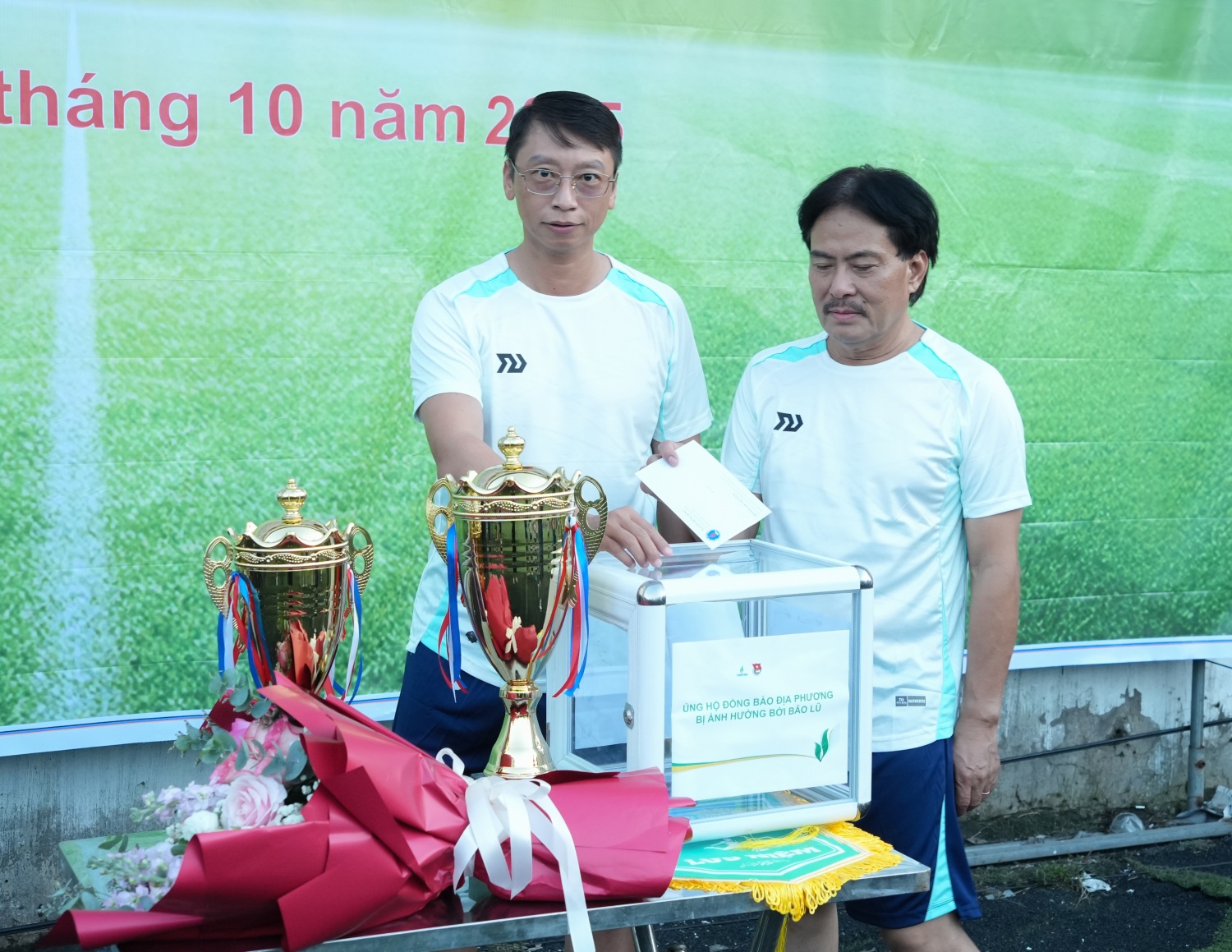 Petrovietnam: Gắn kết trên sân cỏ, sẻ chia trong cuộc sống