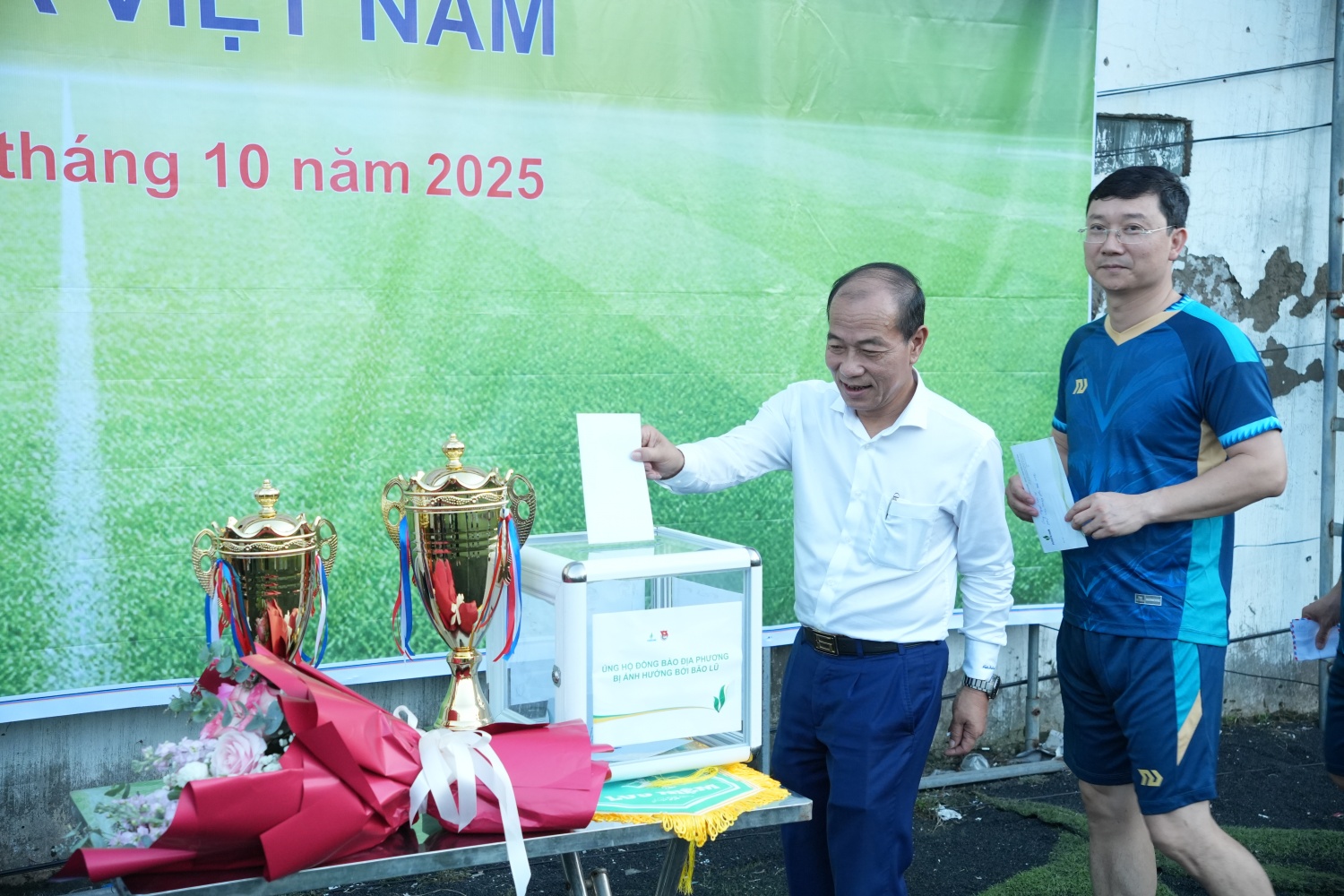 Petrovietnam: Gắn kết trên sân cỏ, sẻ chia trong cuộc sống