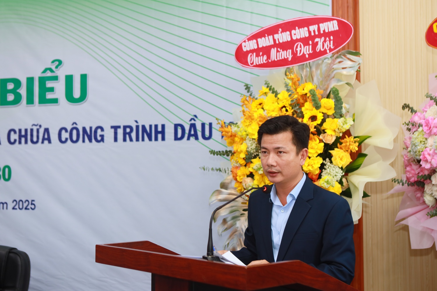 Ông Phan Đình Hậu – Chủ tịch Công đoàn PMS báo cáo kết quả hoạt động của Công đoàn đơn vị giai đoạn 2023 – 2025.