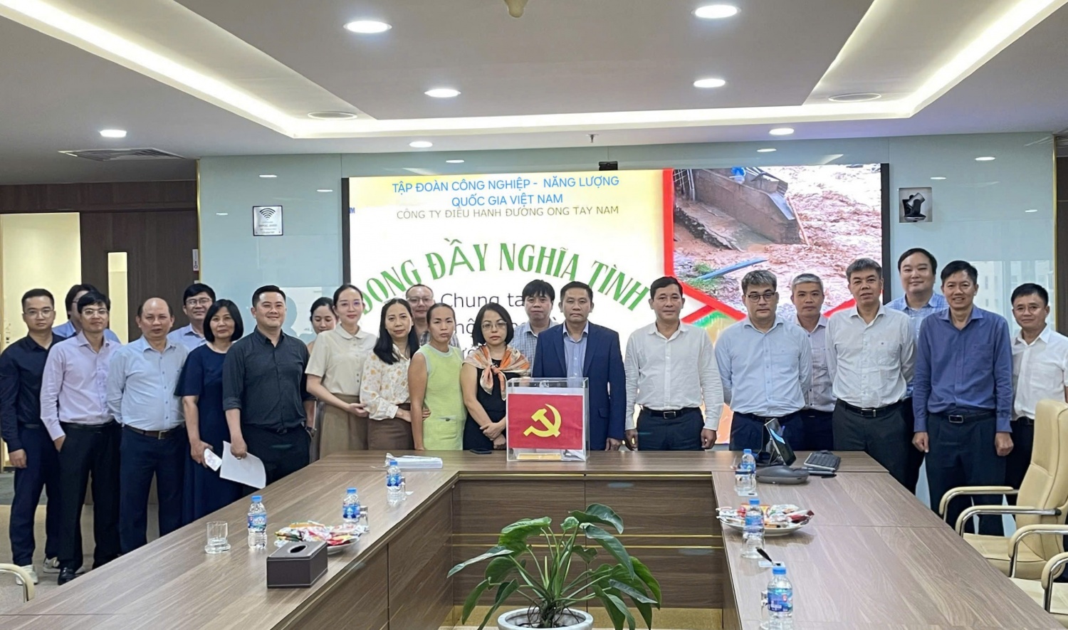 SWPOC chung tay hỗ trợ đồng bào vùng bão lũ SWPOC chung tay hỗ trợ đồng bào vùng bão lũ