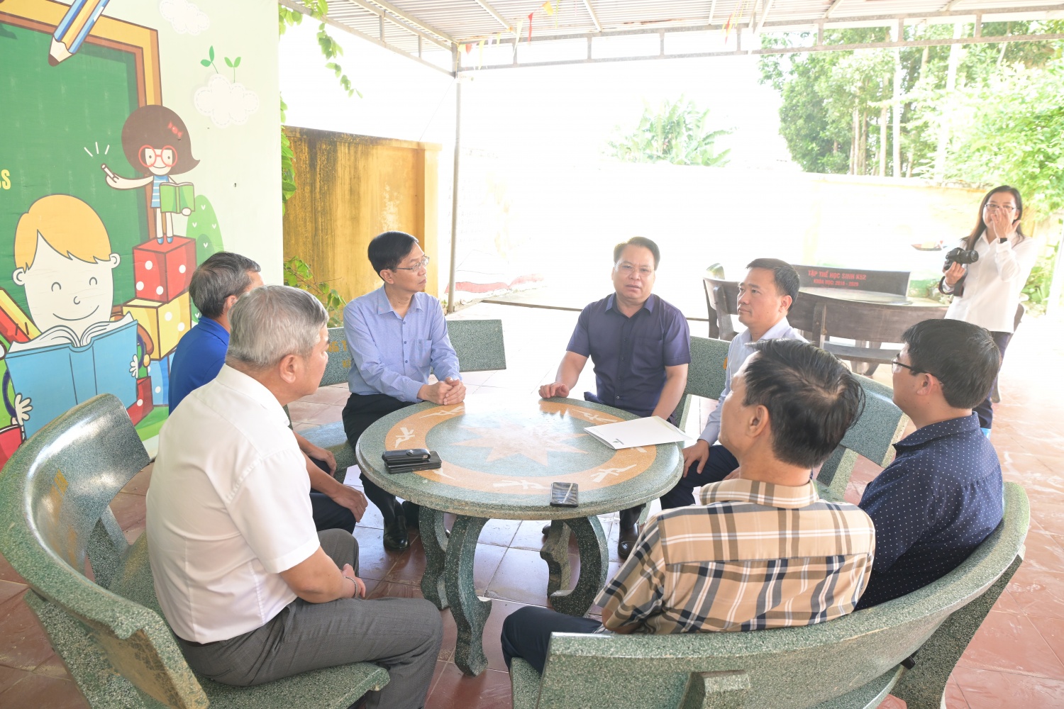 Nghĩa tình Petrovietnam - Sẻ chia cùng bà con vùng lũ Thái Nguyên