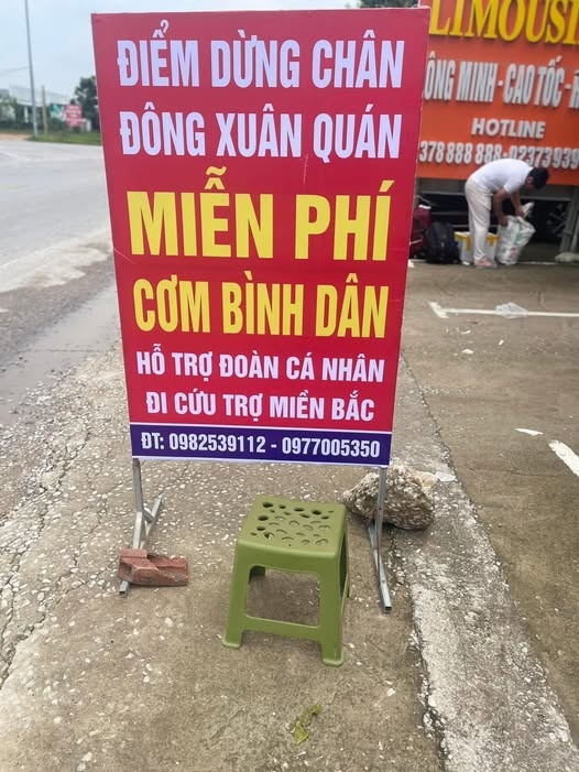 Nhiều tuyến quốc lộ, cao tốc miễn phí đường bộ cho xe chở hàng cứu trợ vùng lũ