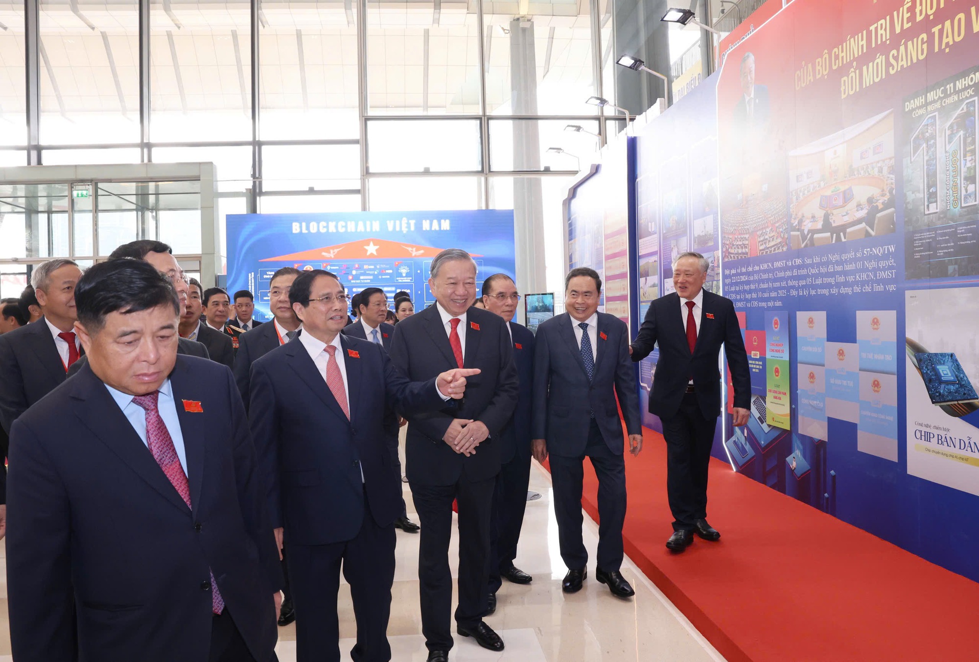 Tổng Bí thư Tô Lâm nhấn mạnh 3 yêu cầu và 5 định hướng công tác trọng tâm với Đảng bộ Chính phủ Tổng Bí thư Tô Lâm nhấn mạnh 3 yêu cầu và 5 định hướng công tác trọng tâm với Đảng bộ Chính phủ