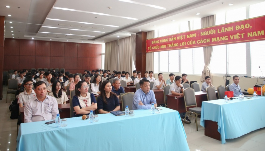 PVU kết nối hợp tác với Đại học Newcastle (Singapore), thúc đẩy năng lượng tái tại và nghiên cứu khoa học PVU hợp tác với Newcastle (Singapore): Bước tiến mới trong nghiên cứu khoa học và năng lượng tái tạo