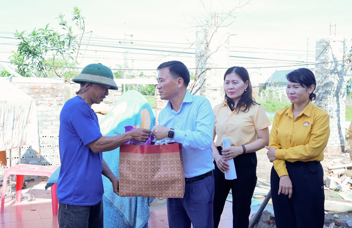 Phát huy truyền thống “nghĩa tình”, Petrovietnam chung tay hướng về đồng bào chịu ảnh hưởng bởi thiên tai