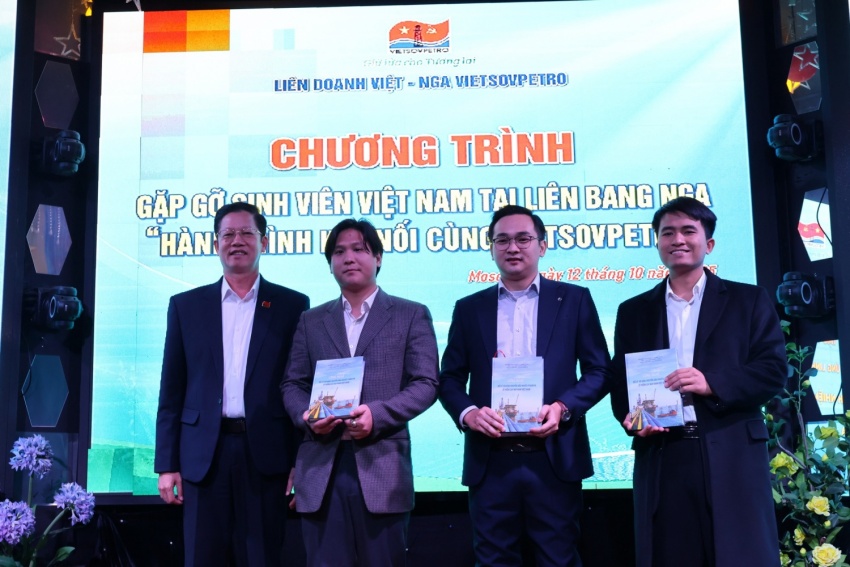 Vietsovpetro gặp gỡ sinh viên tại Moskva: Tăng cường kết nối với trí thức trẻ Việt Nam tại Liên bang Nga