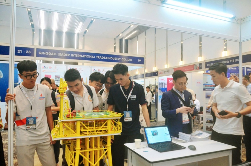 OGAV 2025: Cầu nối công nghệ Dầu khí quốc tế, mở ra chân trời mới cho Thầy trò PVU OGAV 2025: Cầu nối công nghệ công nghiệp - năng lượng quốc tế, mở ra chân trời mới cho thầy trò PVU