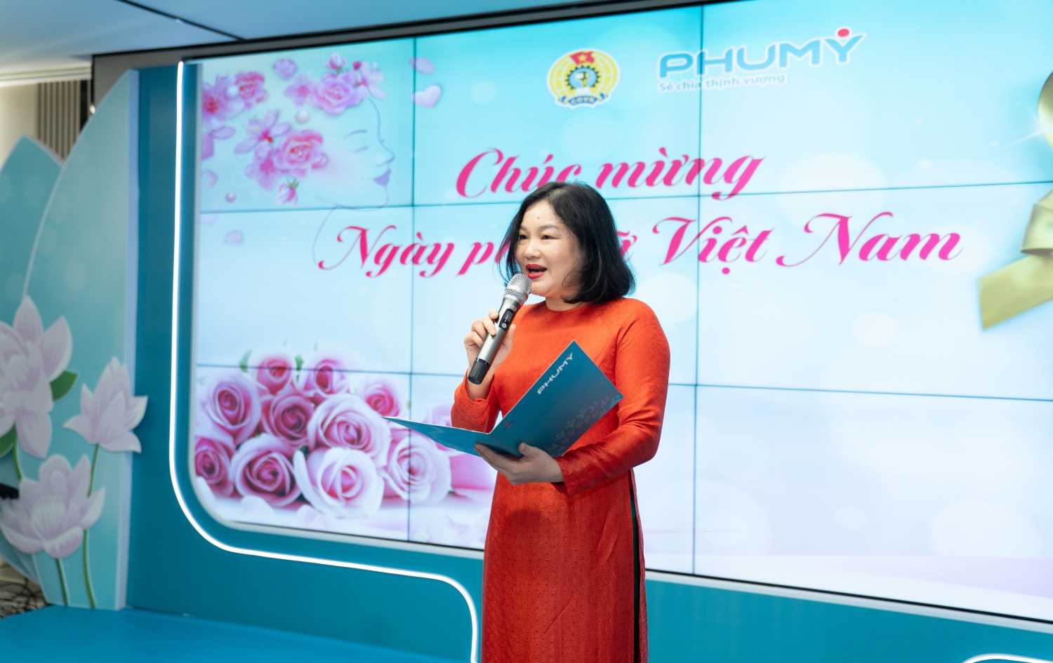 Công đoàn PVFCCo – Phú Mỹ tổ chức chương trình “Phú Mỹ - Tôi yêu” nhân ngày 20/10 Công đoàn PVFCCo – Phú Mỹ tổ chức chương trình “Phú Mỹ Tôi yêu” nhân ngày 20/10