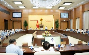 Thông qua nghị quyết nâng mức giảm trừ gia cảnh lên 15,5 triệu đồng/tháng