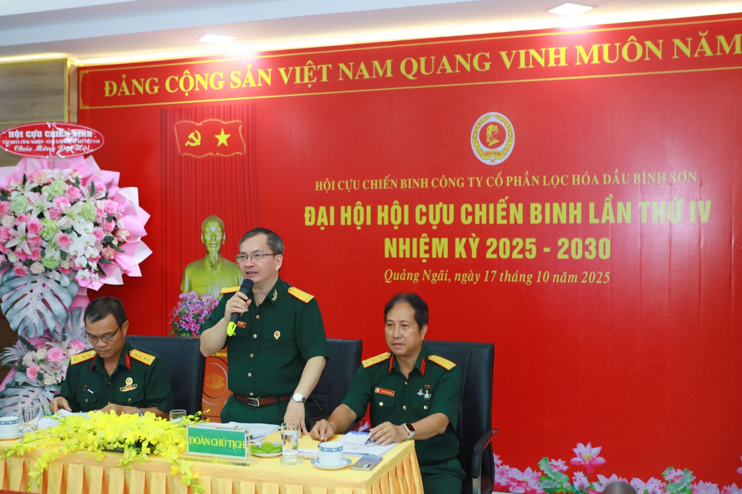 Đoàn Chủ tịch điều hành Đại hội. Đoàn Chủ tịch điều hành Đại hội.