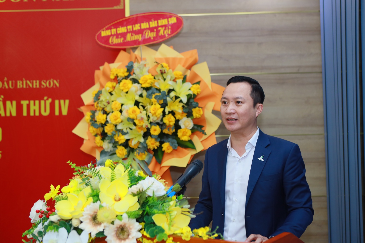 Đồng chí Phạm Minh Nghĩa - Ủy viên Ban Chấp hành Đảng bộ, Phó Tổng Giám đốc BSR ghi nhận và đánh giá cao về những đóng góp của Hội CCB trong giai đoạn 2022 – 2025. Đồng chí Phạm Minh Nghĩa - Ủy viên Ban Chấp hành Đảng bộ, Phó Tổng Giám đốc BSR ghi nhận và đánh giá cao về những đóng góp của Hội CCB trong giai đoạn 2022 – 2025.