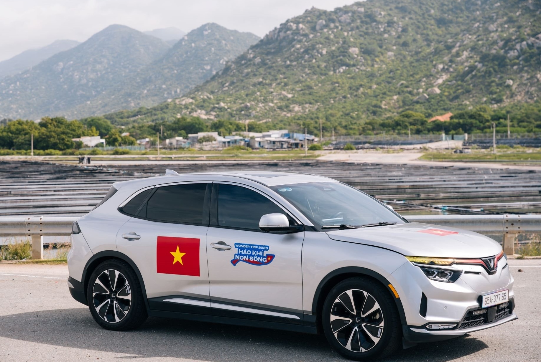 Đổi xăng sang điện, chủ xe VF 8 thấy quyết định hoàn toàn đúng đắn sau khoảnh khắc sinh tử