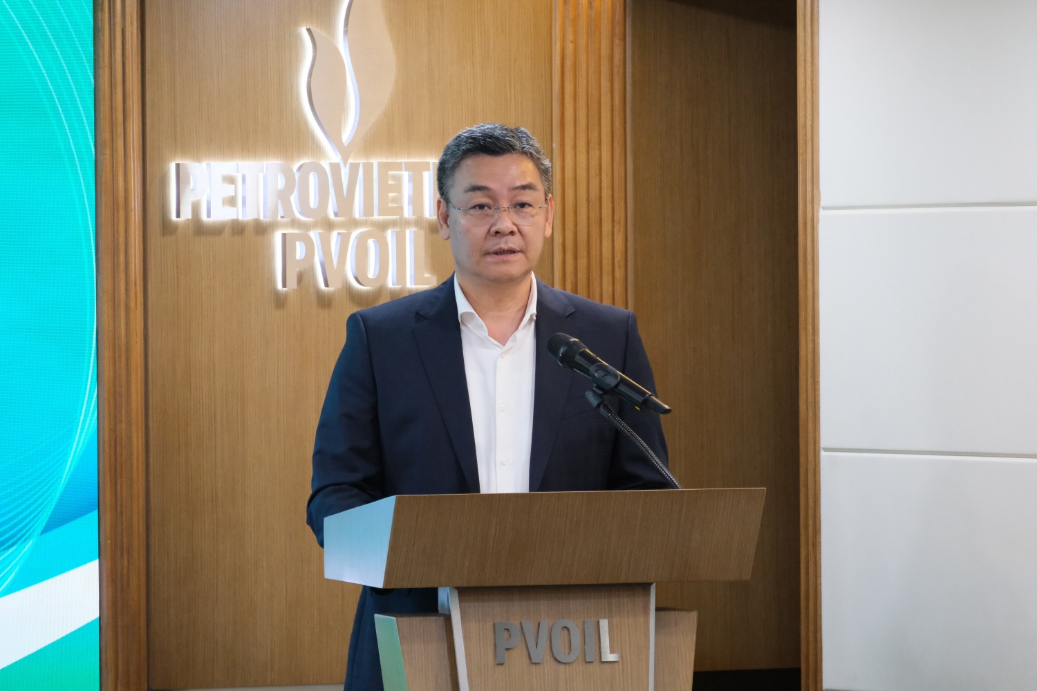 Ông Lê Mạnh Cường – Phó Tổng Giám đốc Petrovietnam Ông Lê Mạnh Cường – Phó Tổng Giám đốc Petrovietnam