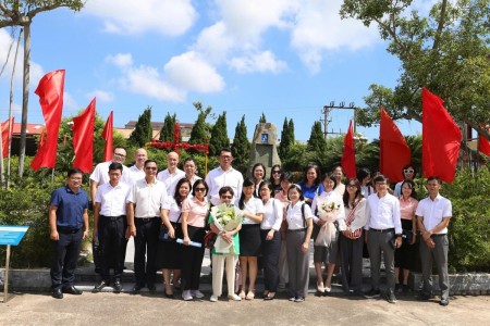 Chi bộ Kế hoạch và Quản lý Dự án PVEP tổ chức sinh hoạt chuyên đề và nhiều hoạt động ý nghĩa tại Hưng Yên