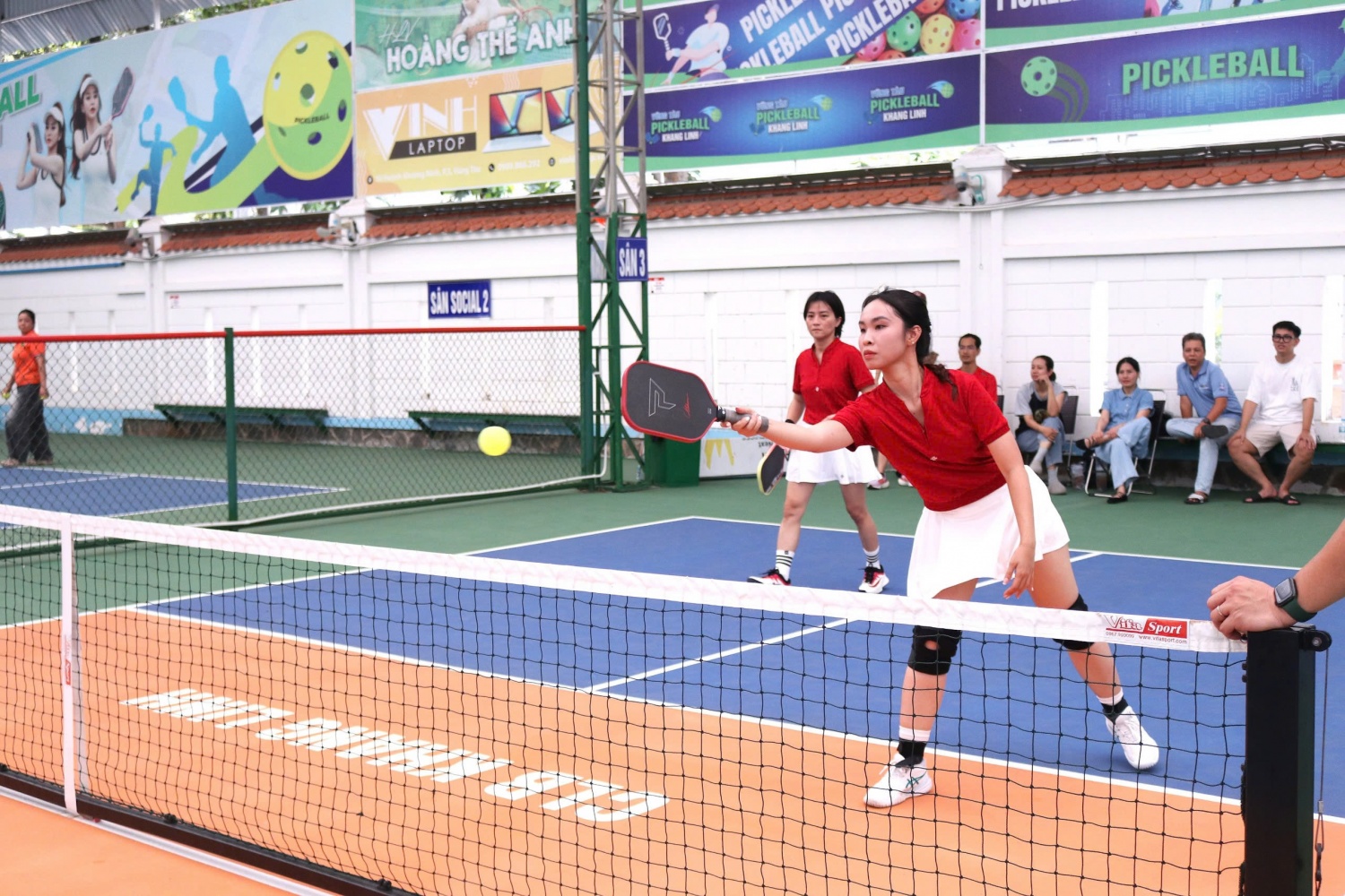 Sôi nổi giải Pickleball POS 2025 - Chào mừng Ngày Phụ nữ Việt Nam 20/10