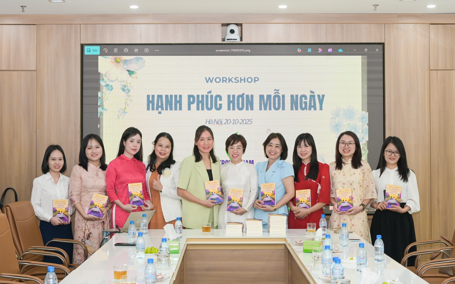 Lan tỏa yêu thương - PVNDB tri ân nữ cán bộ nhân viên nhân dịp 20/10