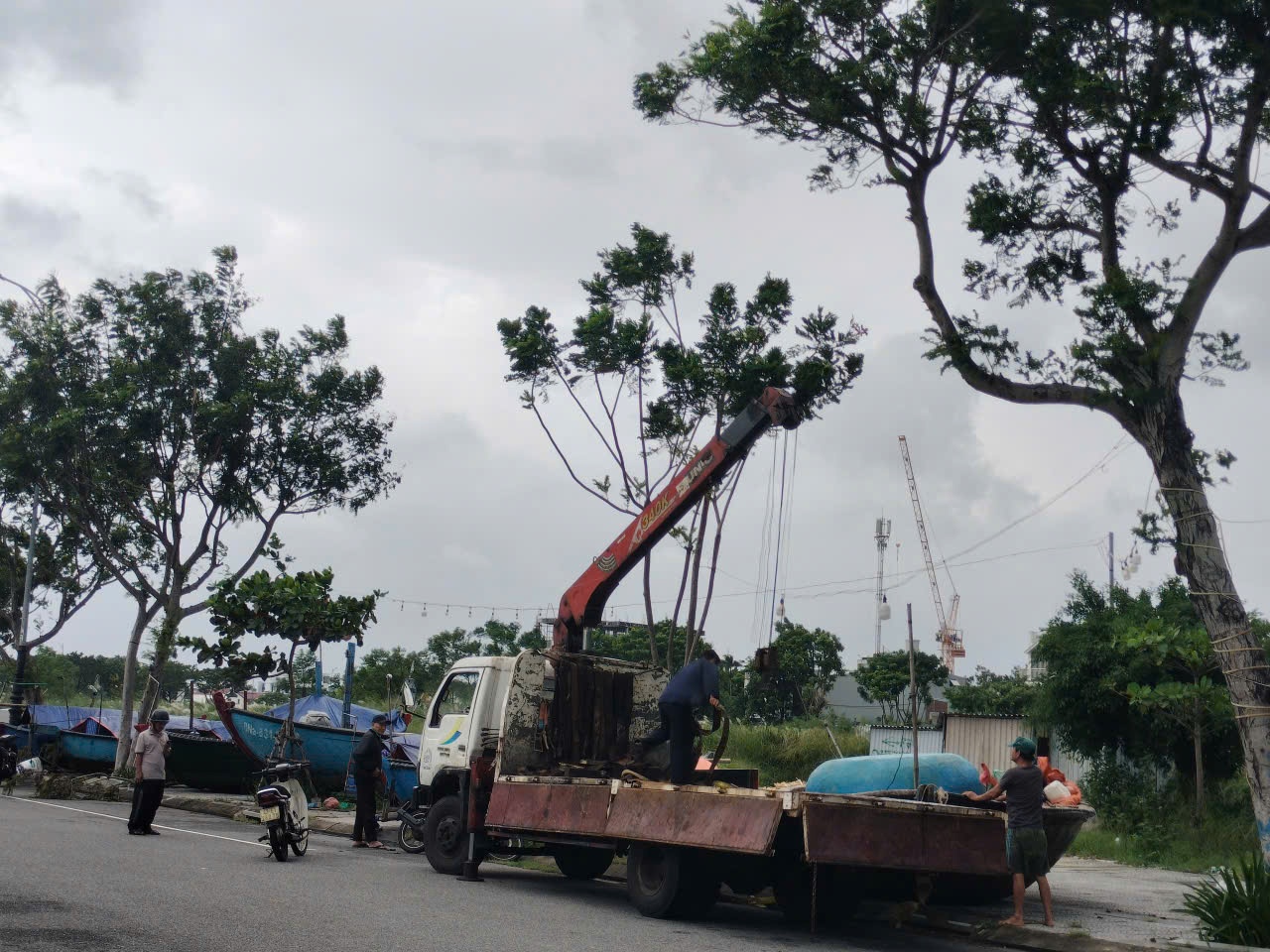 Đà Nẵng ứng phó mưa lớn và bão số 12 ở mức độ cao nhất