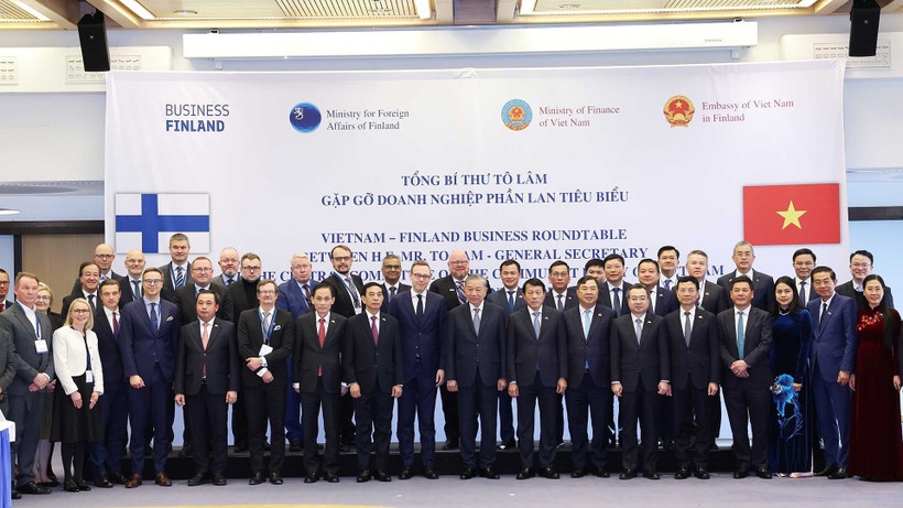 Petrovietnam đẩy mạnh hợp tác đổi mới công nghệ và chuyển đổi năng lượng cùng các tập đoàn hàng đầu Phần Lan Petrovietnam đẩy mạnh hợp tác đổi mới công nghệ và chuyển đổi năng lượng cùng các tập đoàn hàng đầu Phần Lan