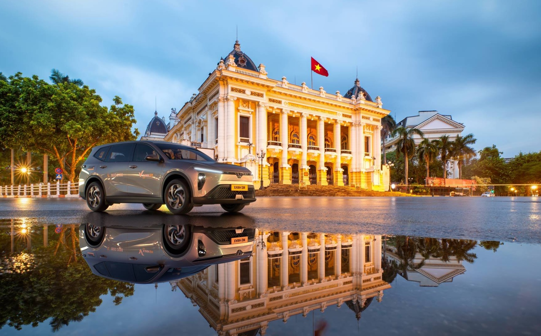 Xanh SM ra mắt dịch vụ taxi điện 7 chỗ cao cấp Xanh SM Limo