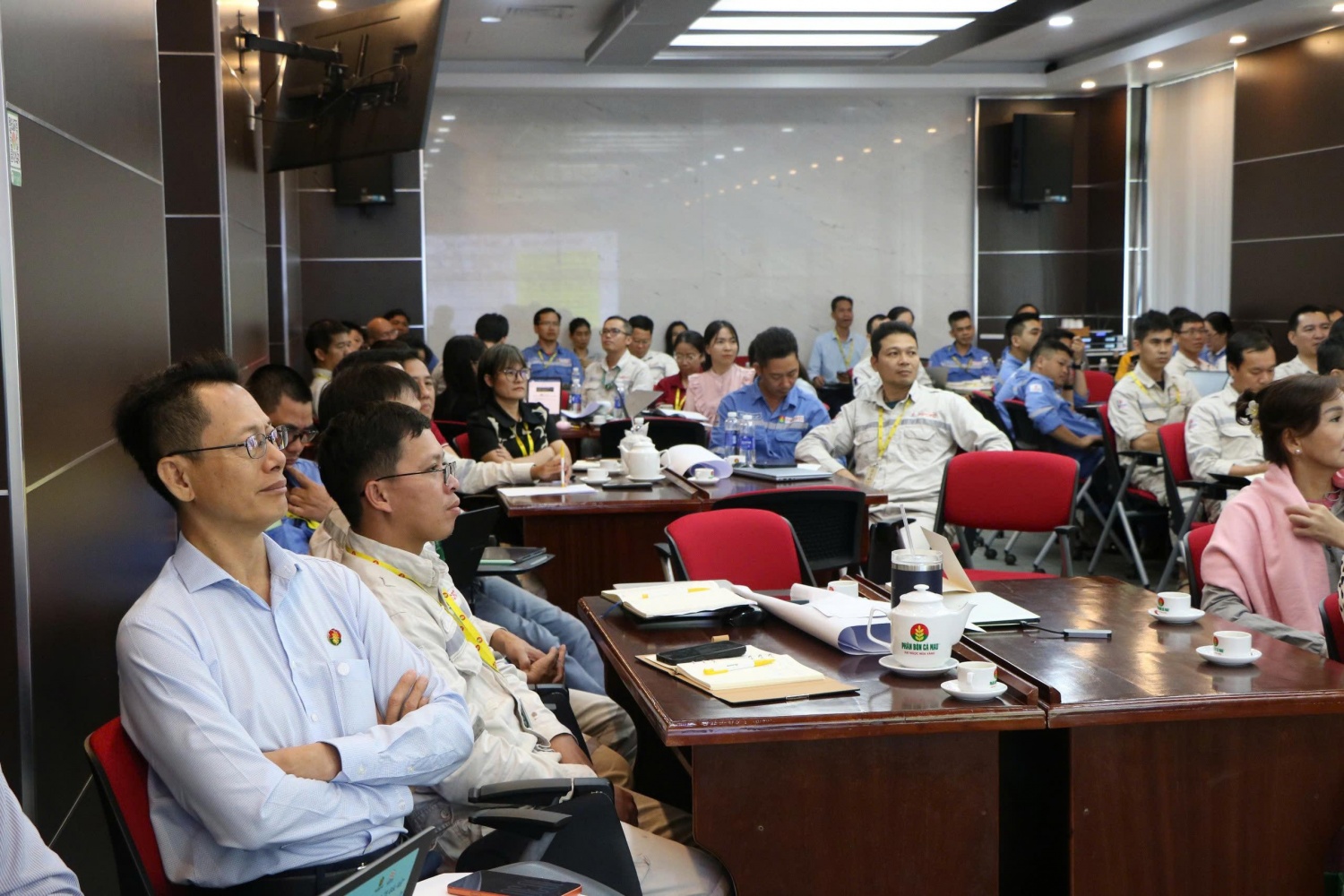 “Thấu hiểu nhân tâm - Nâng tầm lãnh đạo”: Hành trình phát triển con người tại Nhà máy Đạm Cà Mau