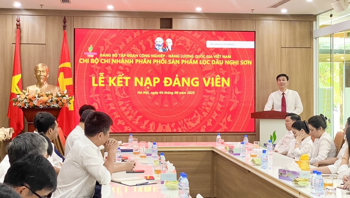 Ánh sáng của Đảng soi rọi hành trình đổi mới và phát triển của PVNDB