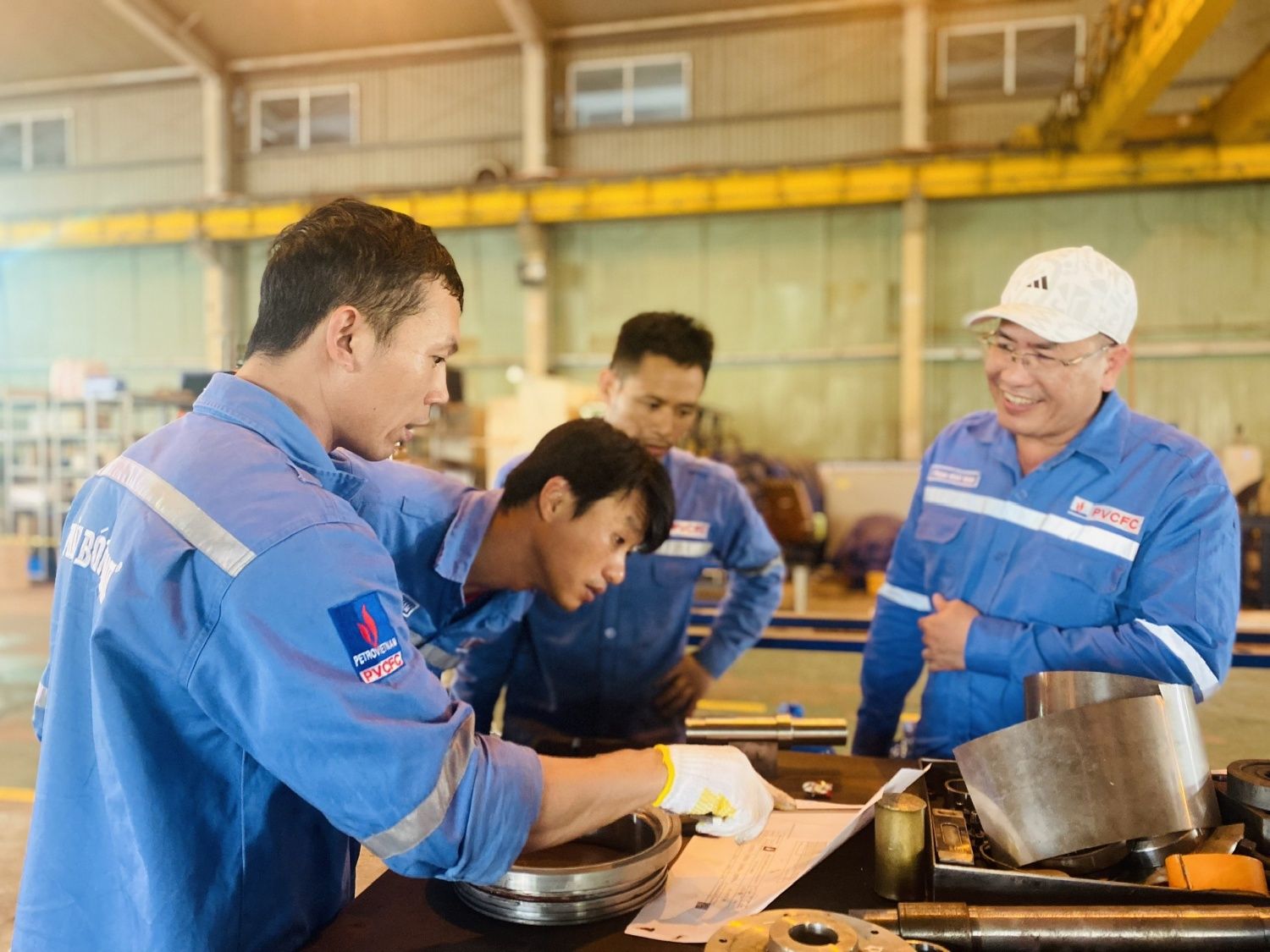 Đội trưởng Trương Phương Nam - Người giữ nhịp vận hành ổn định cho Nhà máy Đạm Cà Mau Đội trưởng Trương Phương Nam - Người giữ nhịp vận hành ổn định cho Nhà máy Đạm Cà Mau