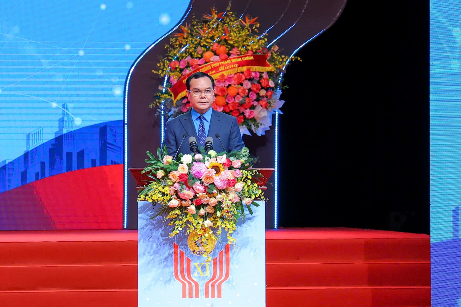 Công đoàn Petrovietnam vinh dự được tuyên dương tại Đại hội Thi đua yêu nước lần thứ XI