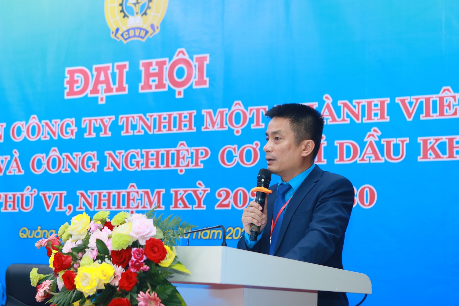 Đồng chí Huỳnh Tấn Bình - Chủ tịch Công đoàn PVSM báo cáo kết quả hoạt động và các nhiệm vụ trong tâm trong nhiệm kỳ mới của Công đoàn PVSM.