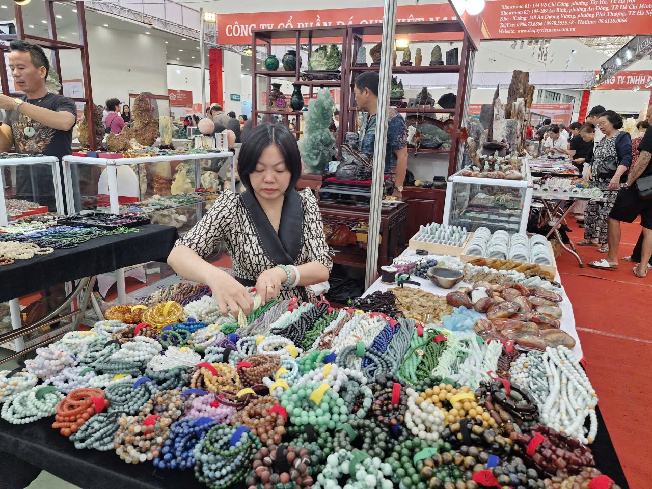 Khu đá quý - Tâm điểm 