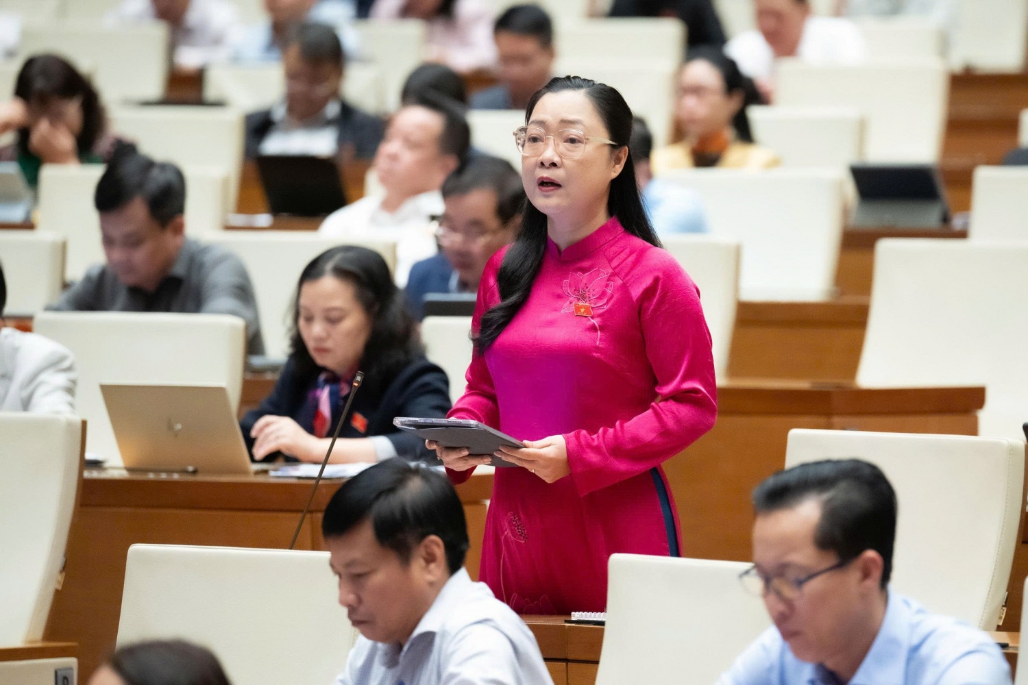 Đại biểu Quốc hội: Cần dồn sức cho các dự án trọng điểm, tránh đầu tư dàn trải