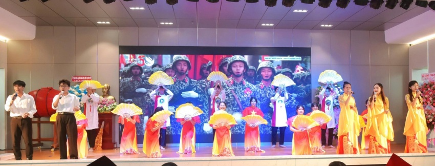 PVU long trọng tổ chức Lễ khai giảng năm học mới 2025-2026 và trao bằng tốt nghiệp 2025