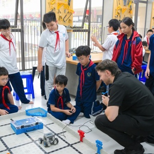 [VIDEO] Một giờ học trong “phòng STEM” của học sinh Cầu Giấy