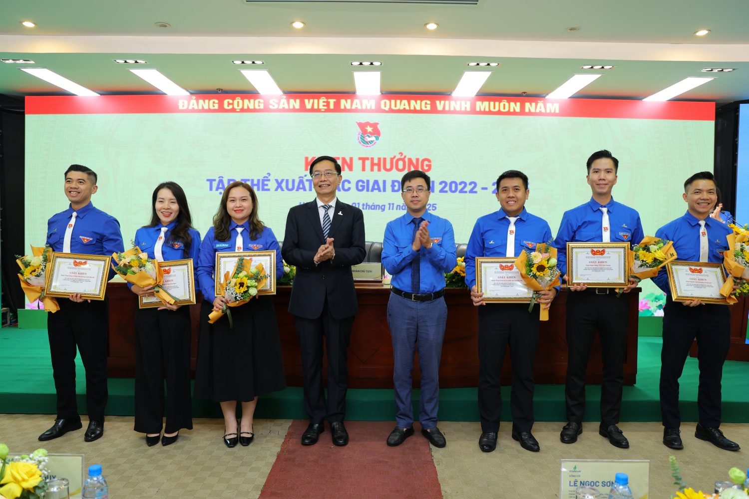 Tuổi trẻ Petrovietnam sẵn sàng là lực lượng mở đường cho hành trình kiến tạo năng lượng quốc gia Tuổi trẻ Petrovietnam sẵn sàng là lực lượng mở đường cho hành trình kiến tạo năng lượng quốc gia