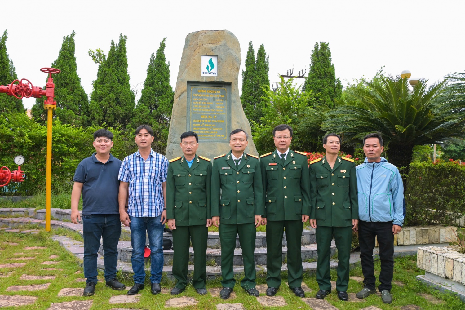 Hành trình về nguồn ý nghĩa của Hội CCB BMQL&ĐH Petrovietnam Hành trình về nguồn ý nghĩa của Hội CCB BMQL&ĐH Petrovietnam