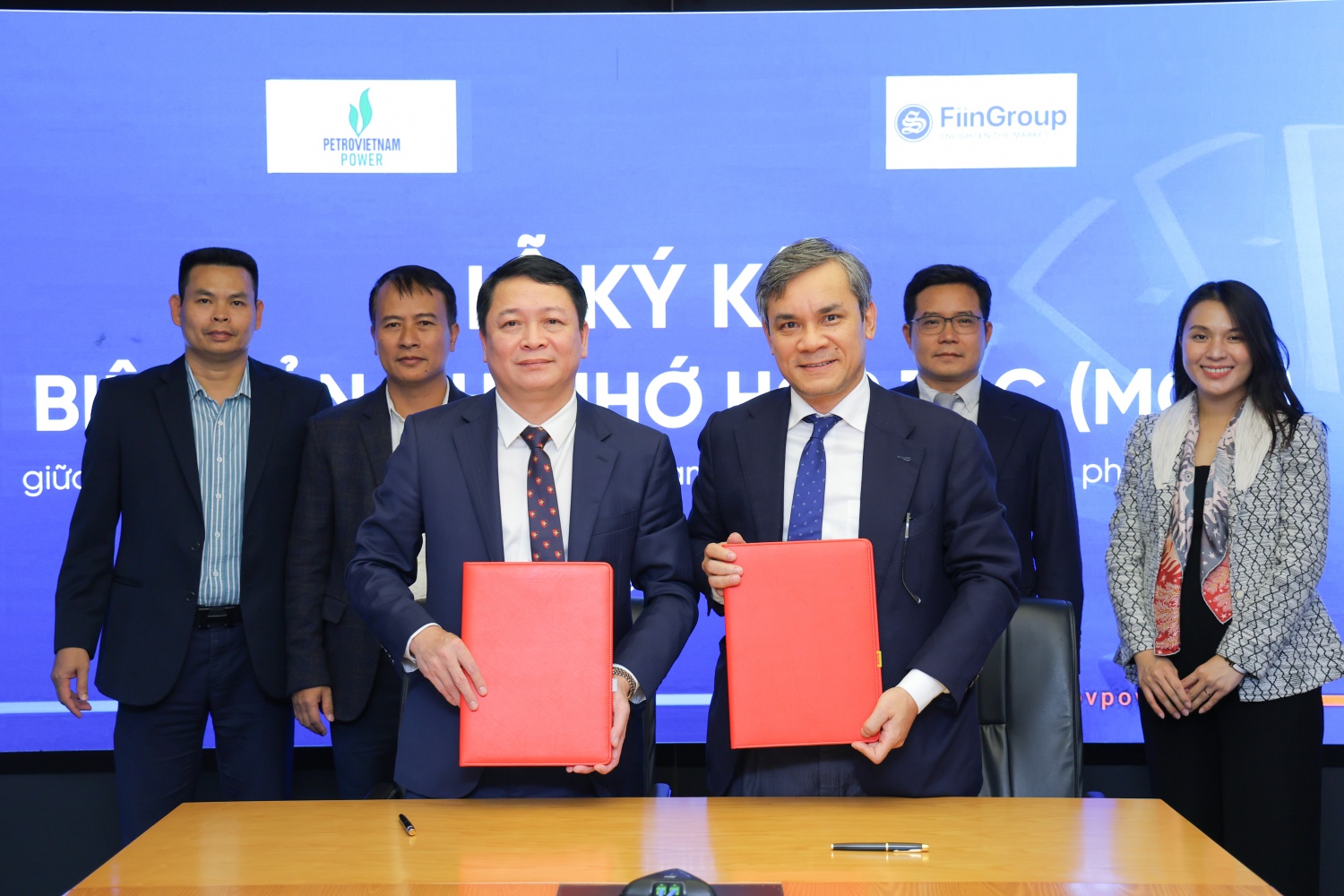 PV Power ký Biên bản ghi nhớ hợp tác với FiinGroup về tư vấn chiến lược vốn và M&A PV Power ký Biên bản ghi nhớ hợp tác với FiinGroup về tư vấn chiến lược vốn và M&A