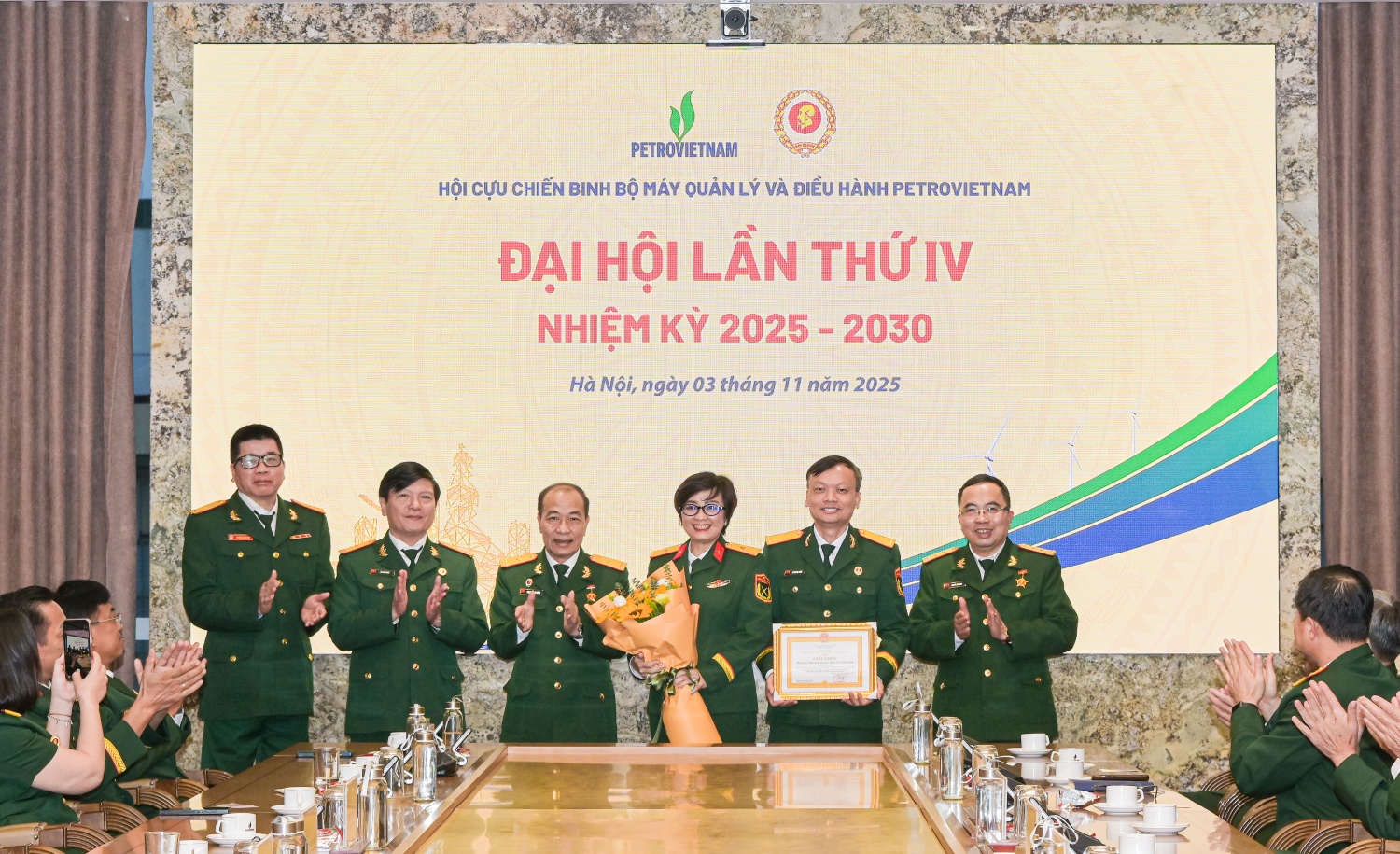 Phát huy phẩm chất “Bộ đội Cụ Hồ”, Hội CCB BMQL&ĐH Petrovietnam vững bước trong nhiệm kỳ mới