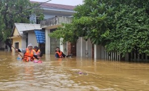 Bão Kalmaegi tăng cấp, nguy cơ thêm đợt mưa lũ mới tại miền Trung