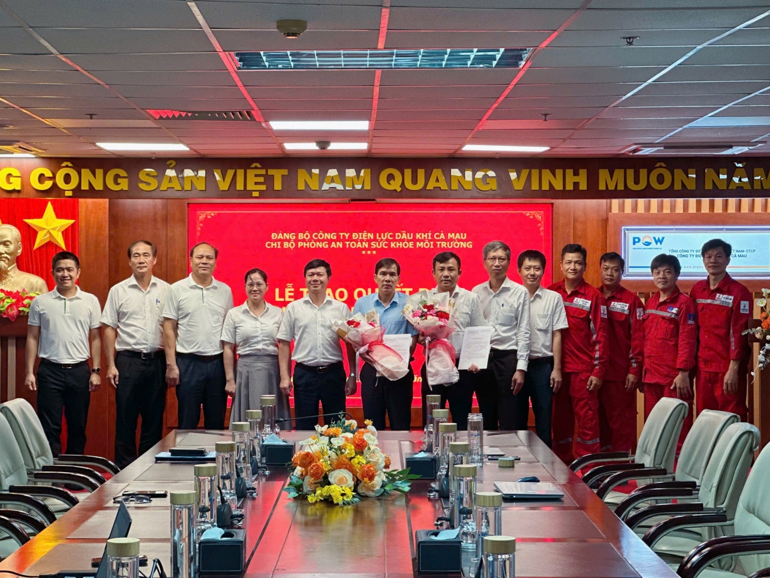 Đảng bộ PV Power tổ chức Lễ kết nạp đảng viên tại buổi sinh hoạt chi bộ tháng 11 Đảng bộ PV Power tổ chức Lễ kết nạp đảng viên tại buổi sinh hoạt chi bộ tháng 11