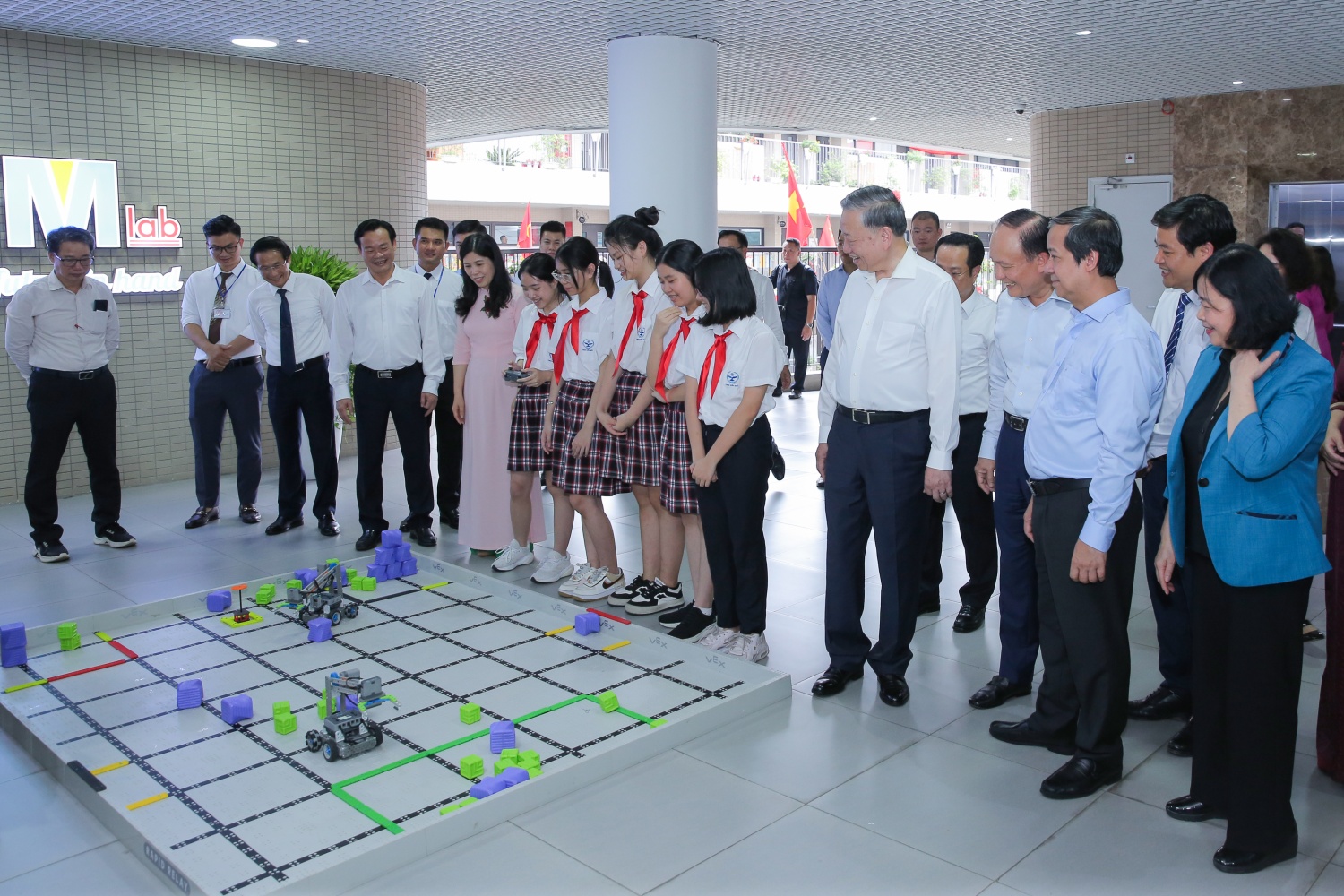 STEM Innovation Petrovietnam: Cánh cửa tri thức mới cho học sinh vùng cao Lâm Đồng