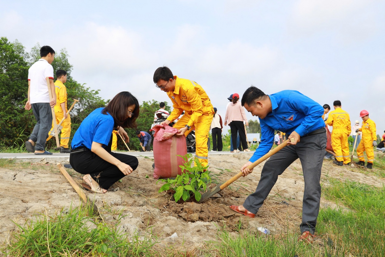Các đơn vị trong Petrovietnam lan tỏa tinh thần khỏe – xanh – vì cộng đồng Các đơn vị trong Petrovietnam lan tỏa tinh thần khỏe – xanh – vì cộng đồng
