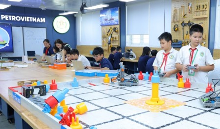 STEM Innovation Petrovietnam là chương trình tiên phong kiến tạo “năng lượng tri thức” quốc gia