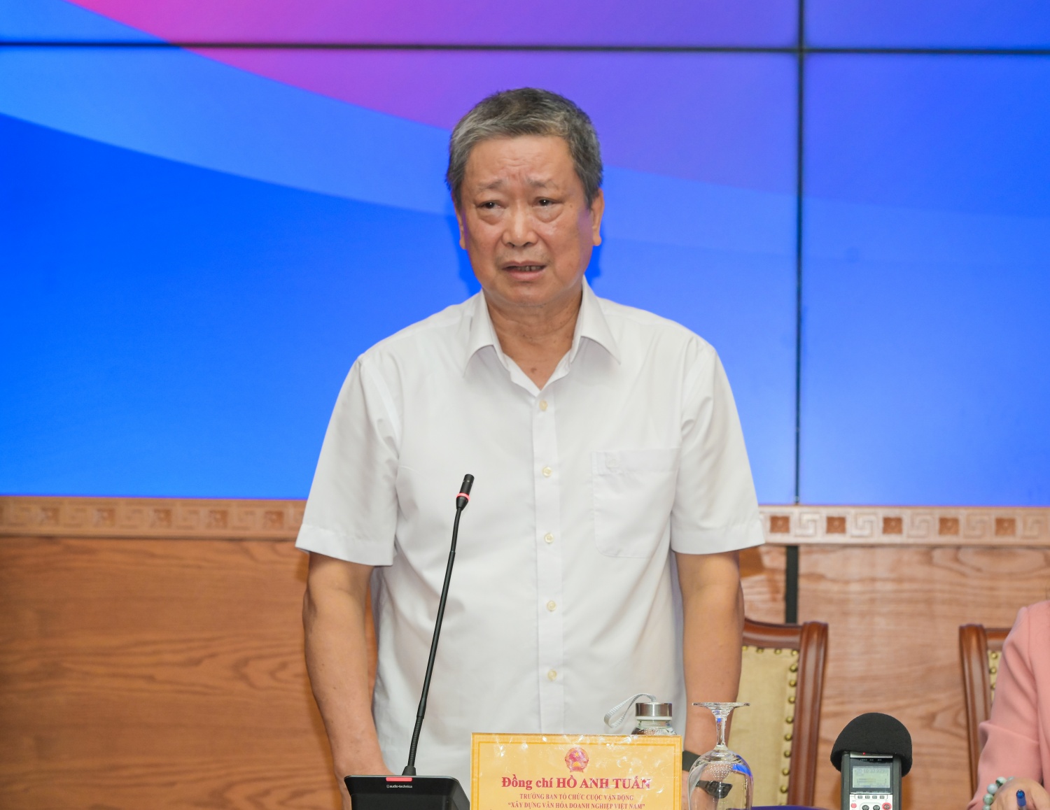 Chủ tịch Hiệp hội Phát triển Văn hóa Doanh nghiệp Việt Nam Hồ Anh Tuấn phát biểu tại buổi họp báo