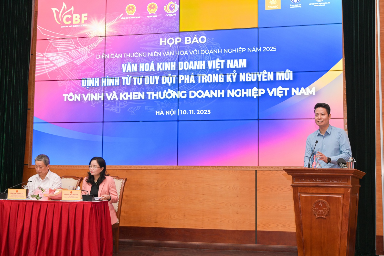 Ông Phan Sỹ Linh, Trưởng Phòng Văn hóa Doanh nghiệp, Ban Truyền thông và Văn hóa Doanh nghiệp Petrovietnam chia sẻ tại buổi họp báo