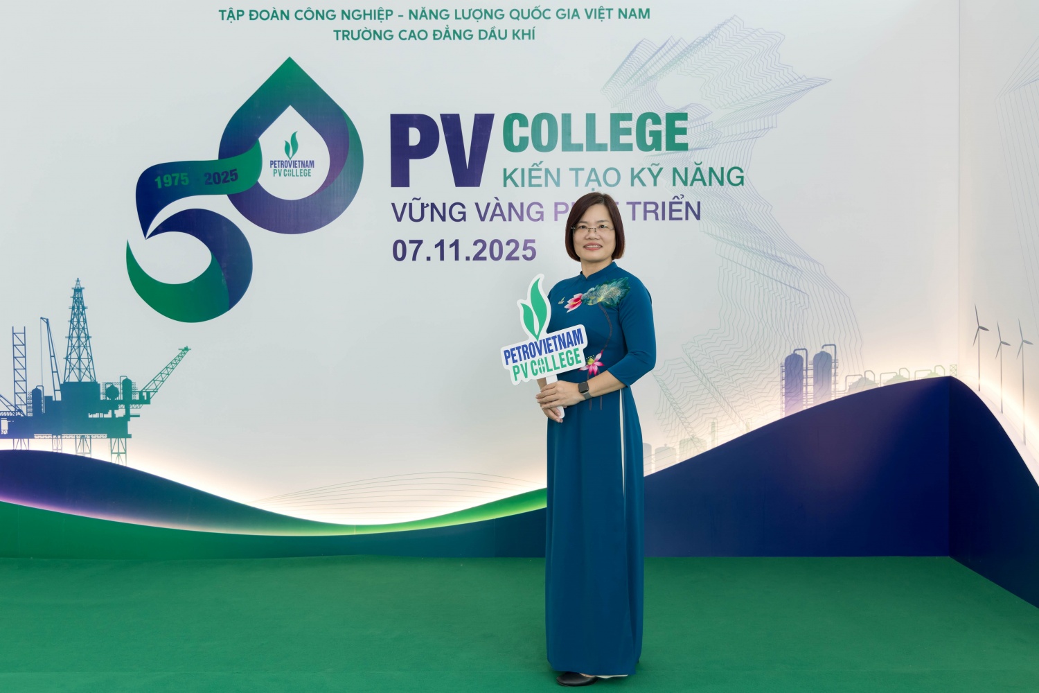 Ký ức 50 năm PV College